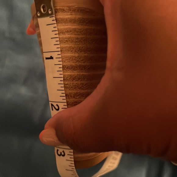 NIB Vince Camuto Size 8 Wedge Sandals / Color - Sandbar - Picture 6 of 7